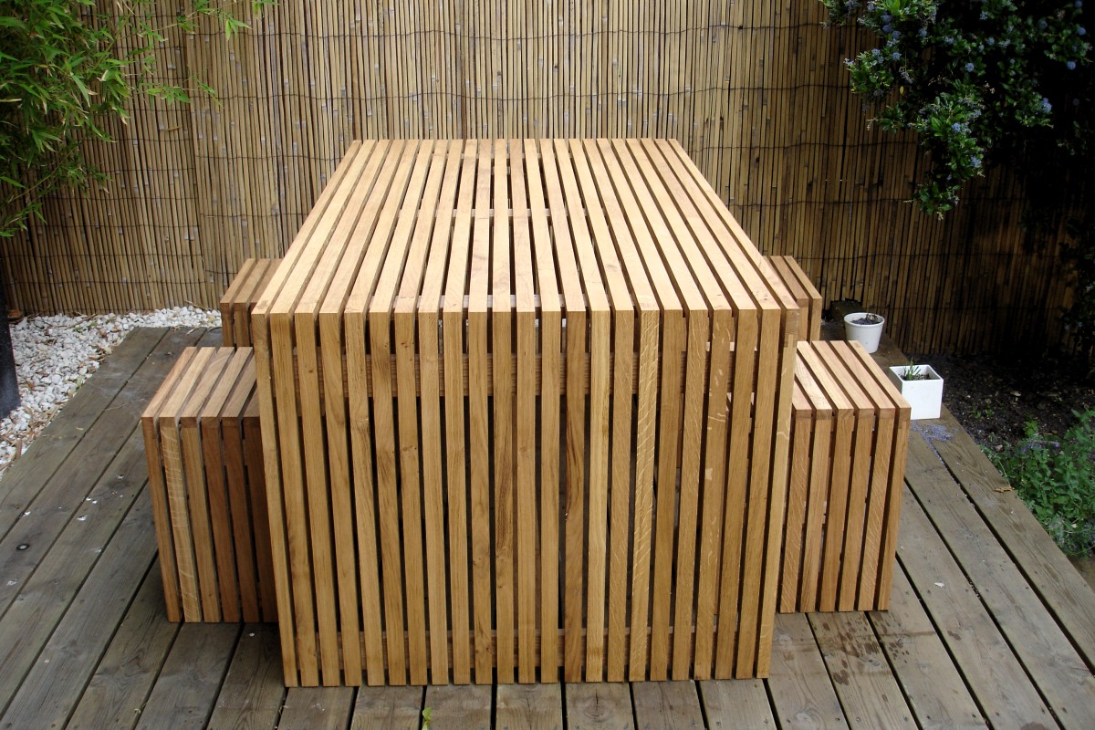 Oak garden furniture