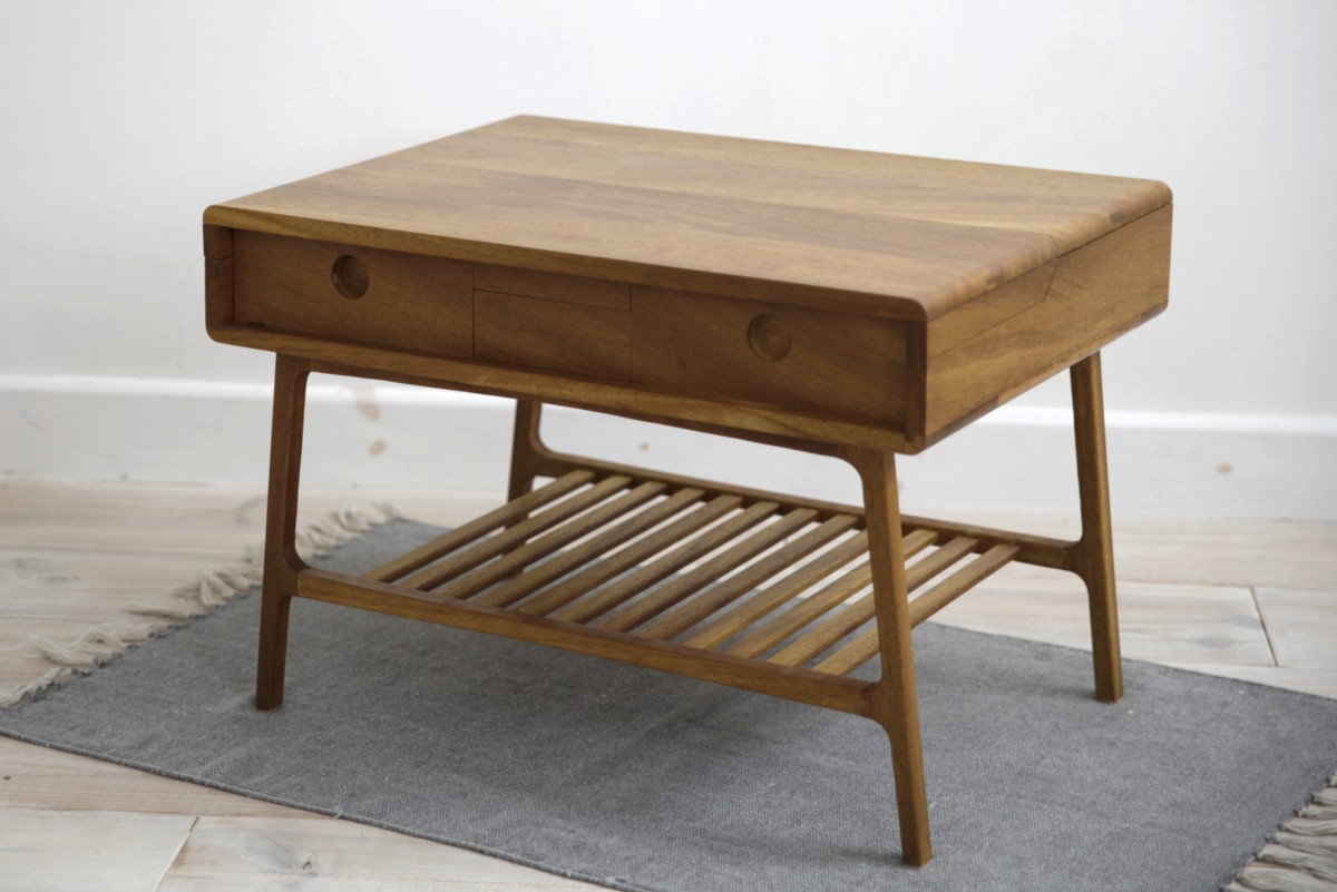 Retro retro game table